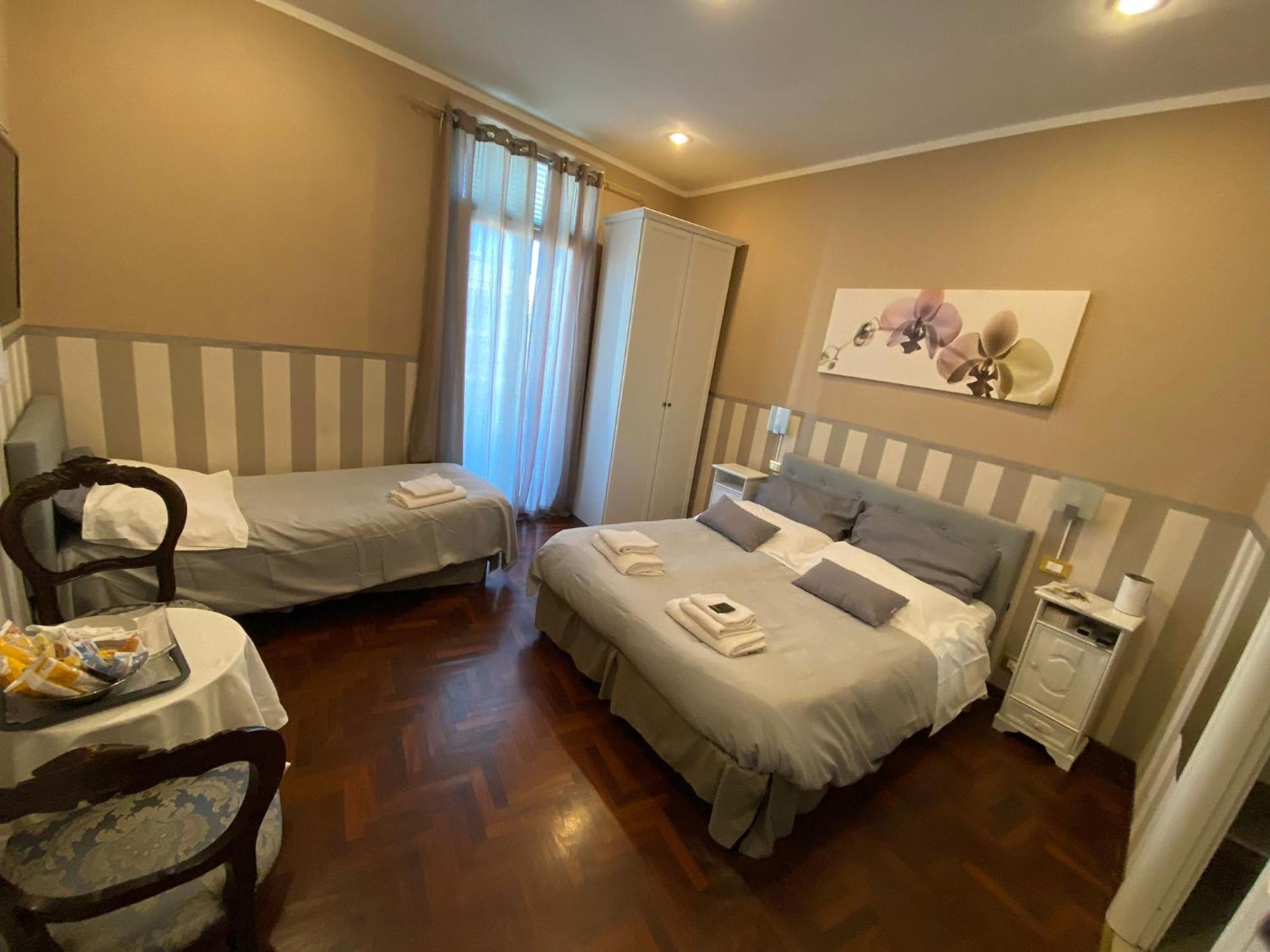 Готель Morgagni House Рим Номер фото