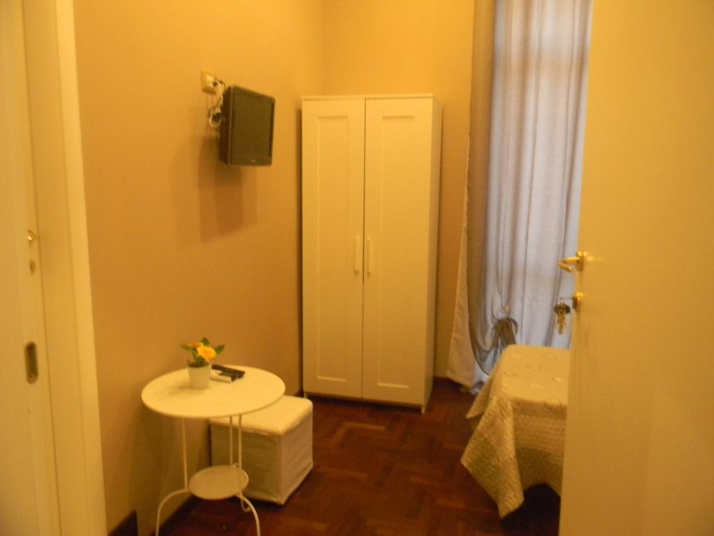 Готель Morgagni House Рим Номер фото